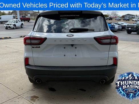 Used 2025 Ford Escape ST-Line Select AWD/4WD image 6