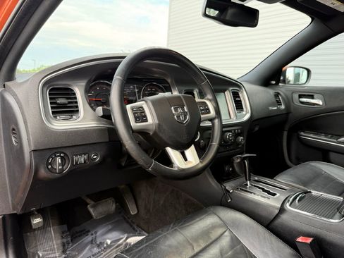 Used 2011 Dodge Charger Rallye RWD image 17