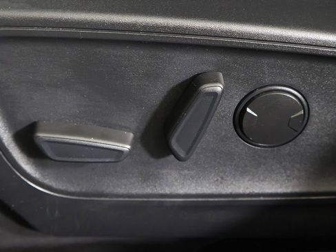 Used 2023 Ford Escape Active image 33