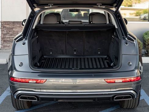 Used 2023 Audi Q5 2.0T Premium w/ Convenience Package image 25