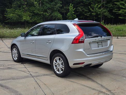 Used 2015 Volvo XC60 T5 AWD/4WD image 3