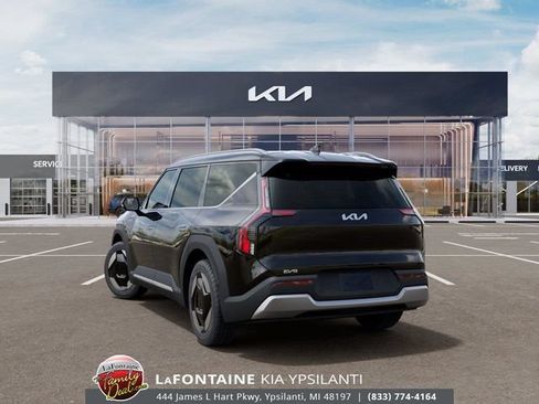 New 2026 Kia EV9 Wind AWD/4WD image 4