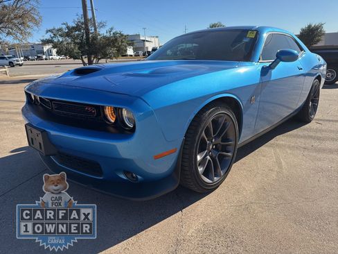 Used 2023 Dodge Challenger R/T Scat Pack image 3