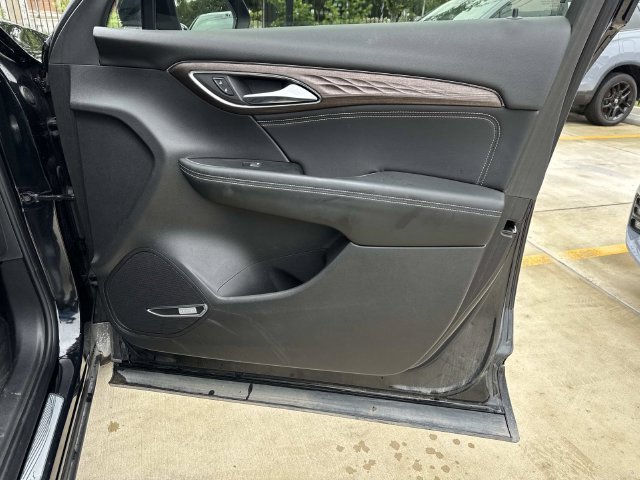 Used 2023 Buick Envision Avenir FWD image 14