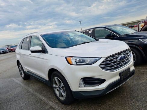 Used 2019 Ford Edge SEL w/ Equipment Group 201A FWD image 7
