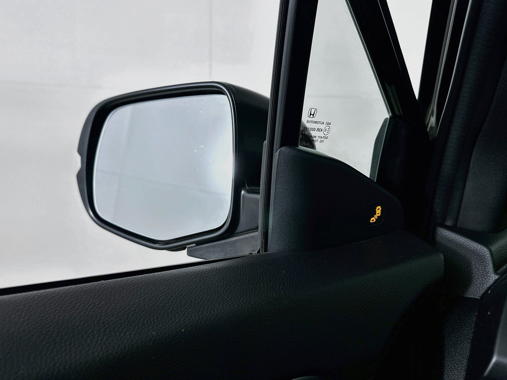 Used 2023 Honda Passport EX-L image 16
