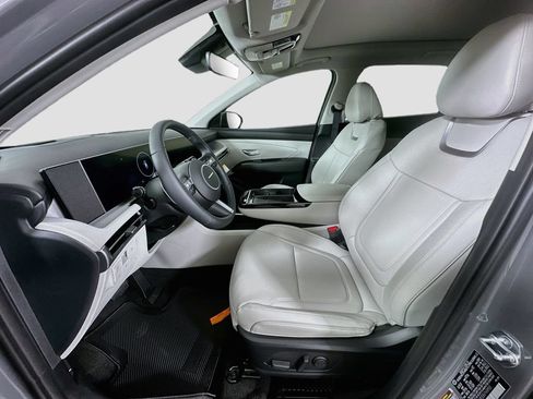 New 2026 Hyundai Tucson Limited FWD image 16