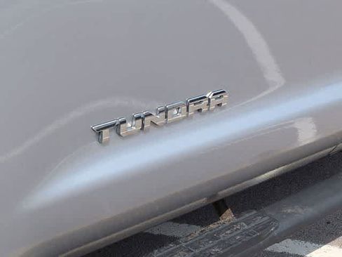 Used 2016 Toyota Tundra SR5 AWD/4WD image 13