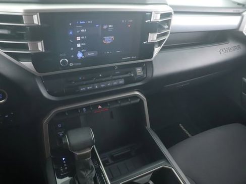 Used 2022 Toyota Tundra SR5 w/ SR5 Convenience Package image 23