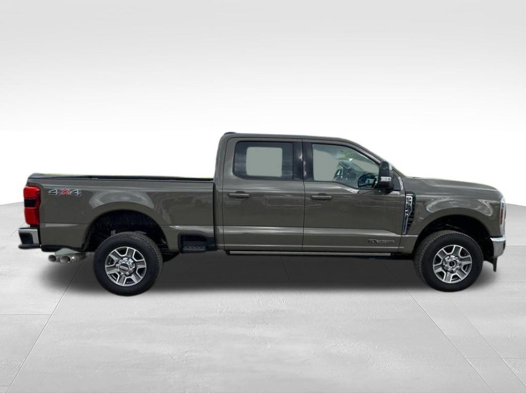 New 2026 Ford F350 Lariat w/ Lariat Ultimate Package AWD/4WD image 3
