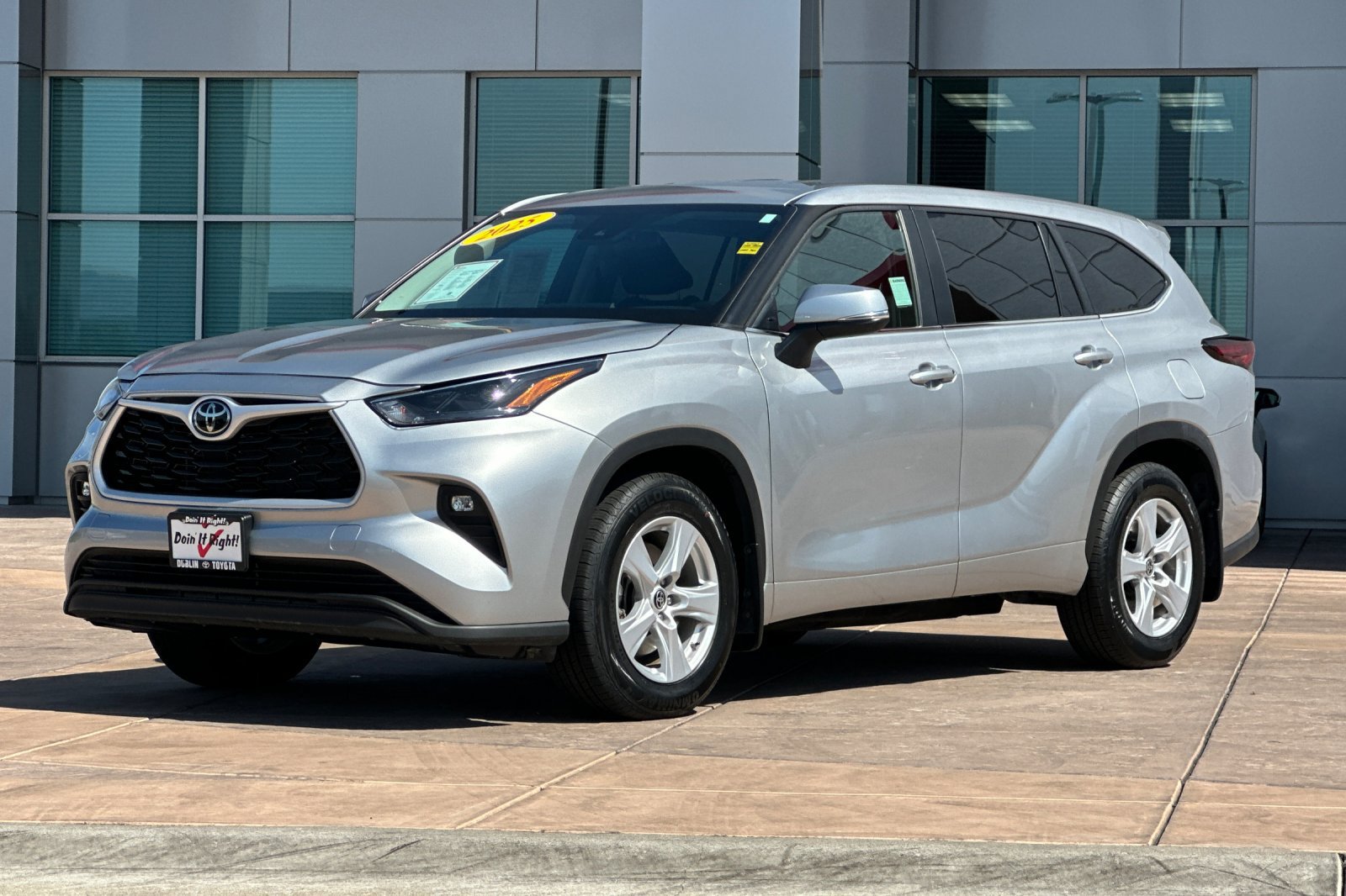 Certified 2025 Toyota Highlander LE AWD/4WD image 10