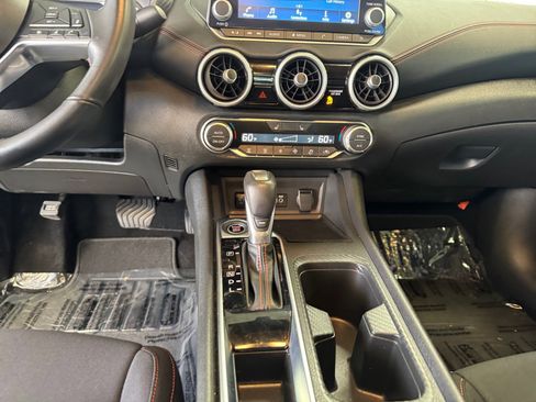 Used 2024 Nissan Sentra SR image 11