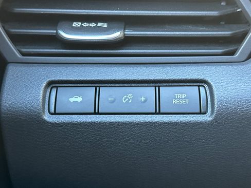 Used 2022 Nissan Altima 2.5 SV FWD image 29