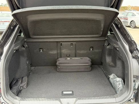 Used 2023 Volkswagen ID.4 Pro S RWD image 8