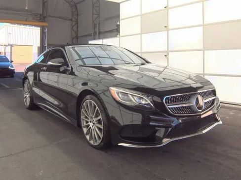 Used 2015 Mercedes-Benz S 550 S 550 4MATIC Coupe 2D image 4