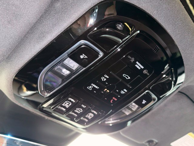 Certified 2023 Maserati Grecale GT AWD/4WD image 22