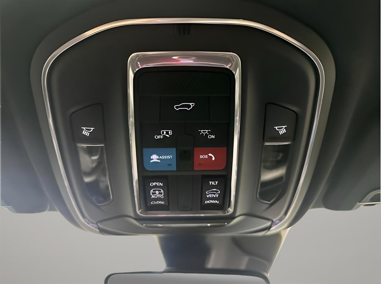 Used 2024 Jeep Grand Cherokee Laredo X w/ Luxury Tech Group I AWD/4WD image 14