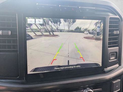 Used 2023 Ford F150 Platinum image 11