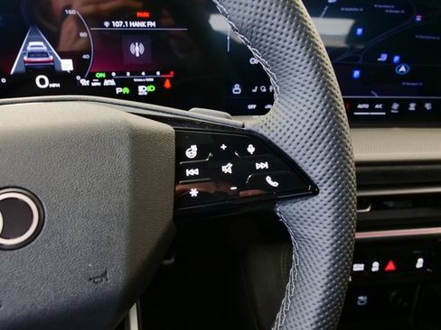 New 2025 Audi SQ5 Premium Plus image 27