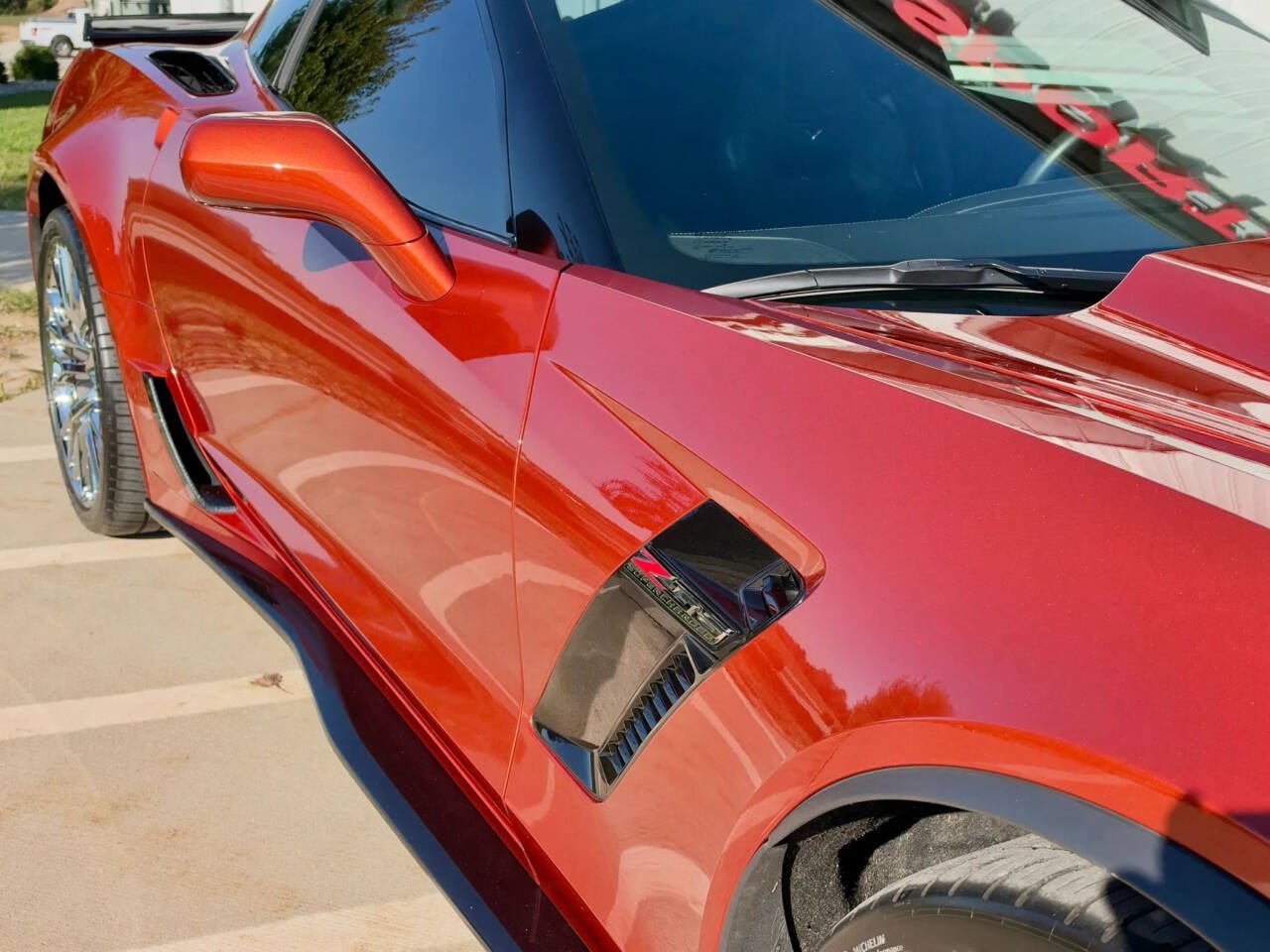 Used 2015 Chevrolet Corvette Z06 w/ 2LZ Preferred Equipment Group RWD image 37