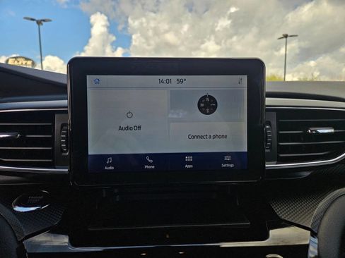 Used 2023 Ford Explorer ST image 21