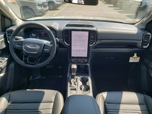 New 2026 Ford Ranger Lariat w/ Black Appearance Package AWD/4WD image 12
