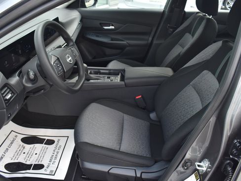 Used 2026 Nissan Sentra SV w/ Floor Mat Package FWD image 22
