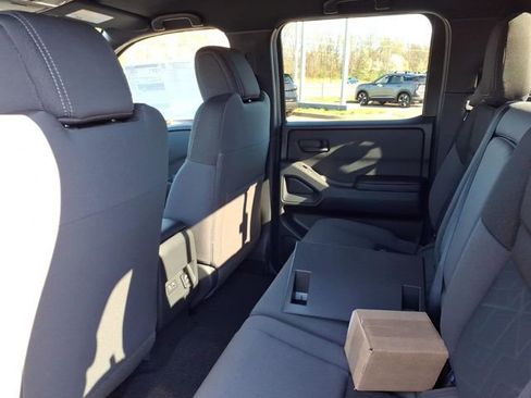 New 2026 Nissan Frontier SV RWD image 8