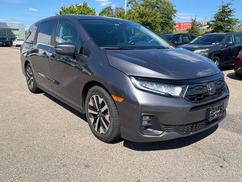 Used 2025 Honda Odyssey EX-L image 9