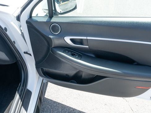 Used 2025 Hyundai Sonata SEL FWD image 45