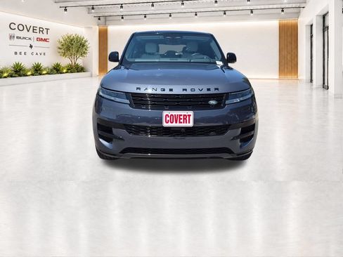 Used 2024 Land Rover Range Rover Sport SE AWD/4WD image 3