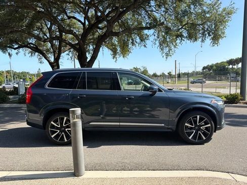 Used 2025 Volvo XC90 B5 Plus w/ Protection Package Premier AWD/4WD image 3