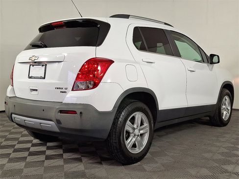 Used 2015 Chevrolet Trax LT w/ LT Plus Package image 9