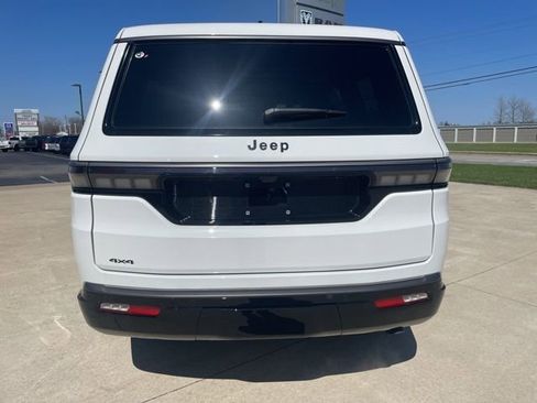 New 2026 Jeep Grand Wagoneer Limited AWD/4WD image 14