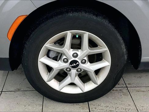 Used 2024 Kia Soul S image 34