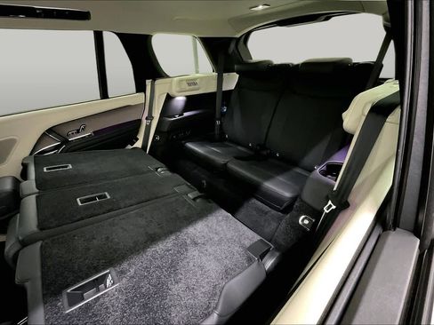 Used 2023 Land Rover Range Rover Long Wheelbase SE AWD/4WD image 20