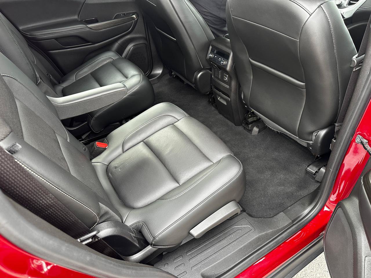 Used 2019 GMC Acadia SLT FWD image 20