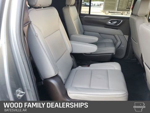 Used 2022 GMC Yukon XL SLT w/ SLT Luxury Package image 31