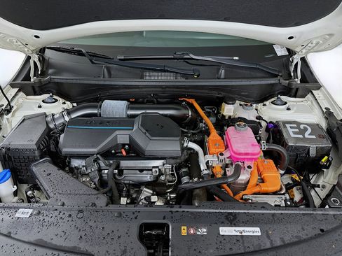 Used 2024 Kia Sportage LX image 32