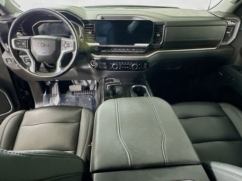 Used 2023 Chevrolet Silverado 1500 RST w/ Convenience Package II image 16