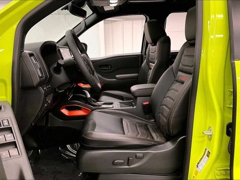 New 2026 Nissan Frontier PRO-4X w/ Pro Premium Package AWD/4WD image 9