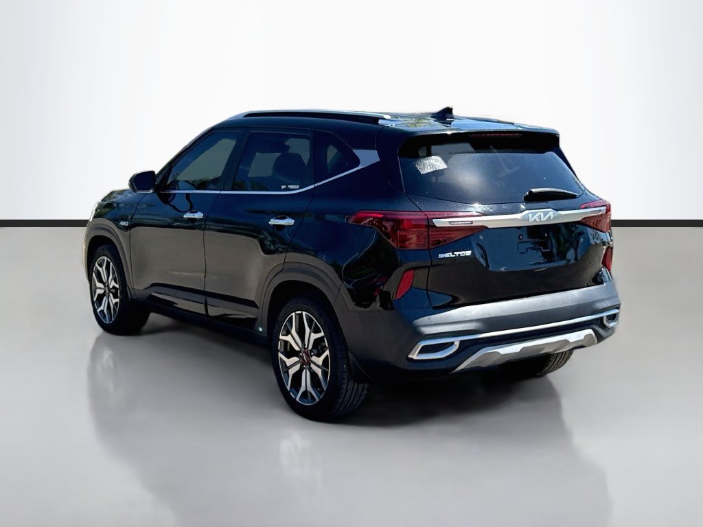 Used 2023 Kia Seltos SX w/ SX Sunroof Package AWD/4WD image 5