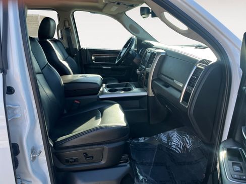 Used 2018 RAM 1500 Laramie w/ Convenience Group image 15