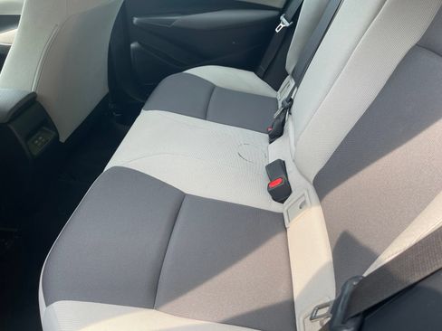 Used 2023 Toyota Corolla LE FWD image 4