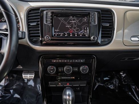 Used 2019 Volkswagen Beetle 2.0T Final Edition SEL image 24