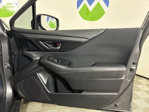 Used 2022 Subaru Outback Premium image 31