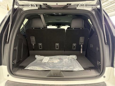 New 2026 Chevrolet Tahoe LS w/ LPO, Dark Essentials Package AWD/4WD image 19