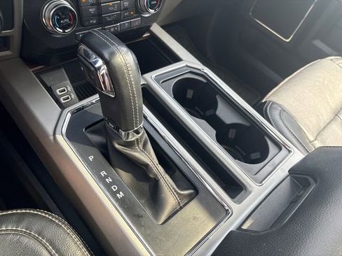 Used 2018 Ford F150 Lariat w/ Equipment Group 502A Luxury AWD/4WD image 28