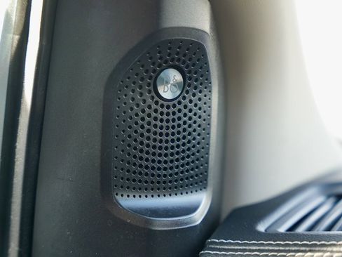 Used 2023 Ford Ranger Lariat w/ Equipment Group 501A High image 29