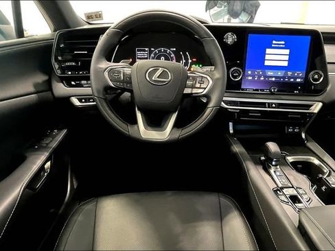 Used 2024 Lexus RX 350 Premium w/ Cold Area Package AWD/4WD image 8